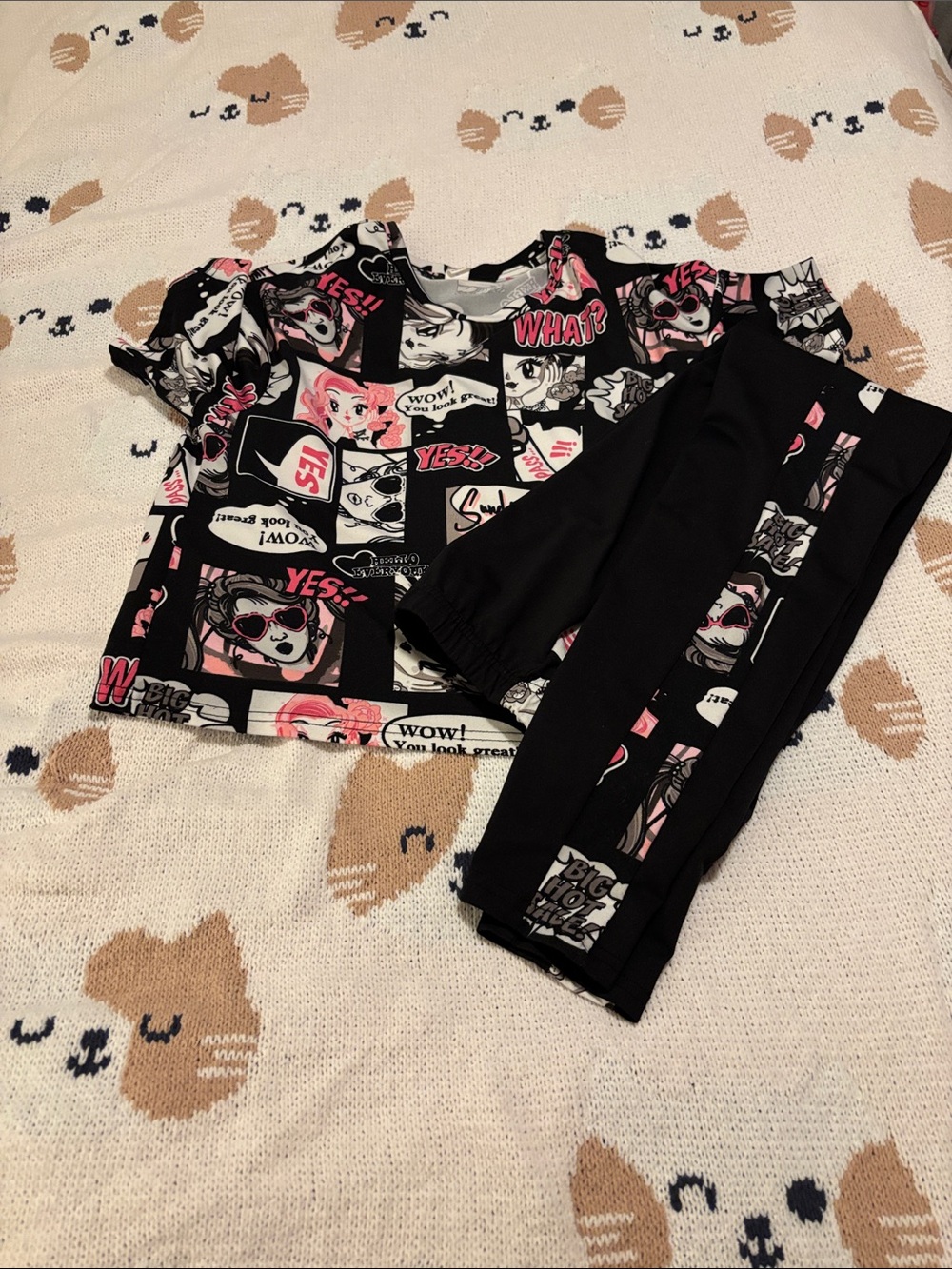 SHEIN Black Leggings with Pink & White Patterned Side Stripe